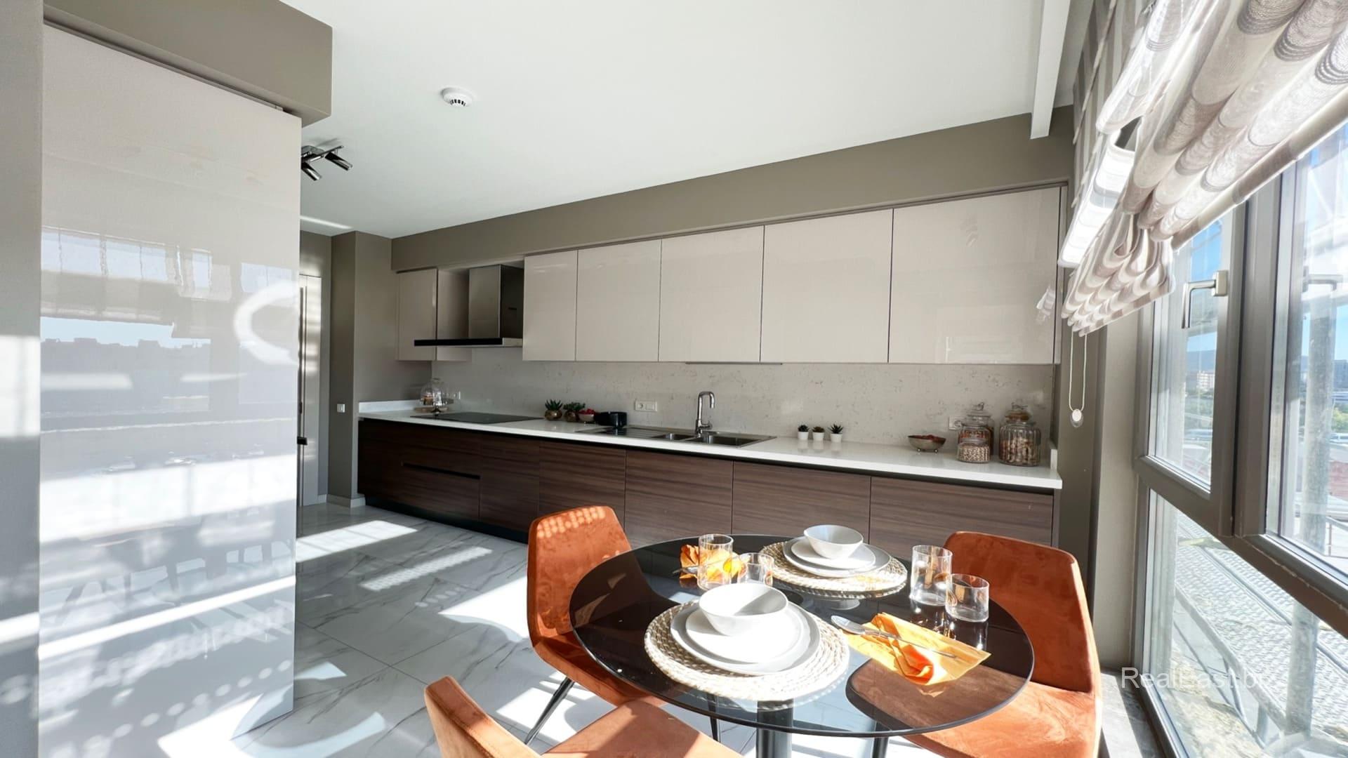 Stunning 3+1 Apartment in Istanbul's Marmara Region